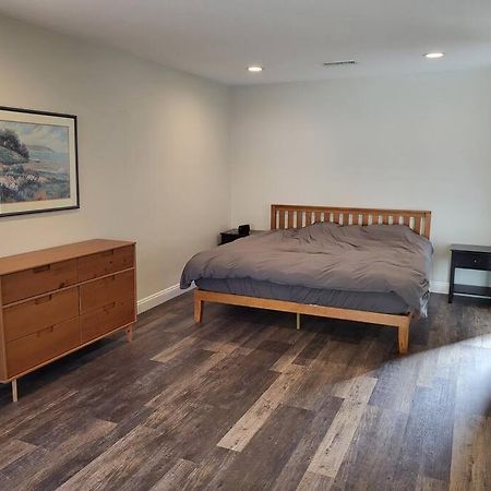 Bouganvilla 4-Bedroom, 2-Baths, Single Family House Thousand Oaks Exterior photo