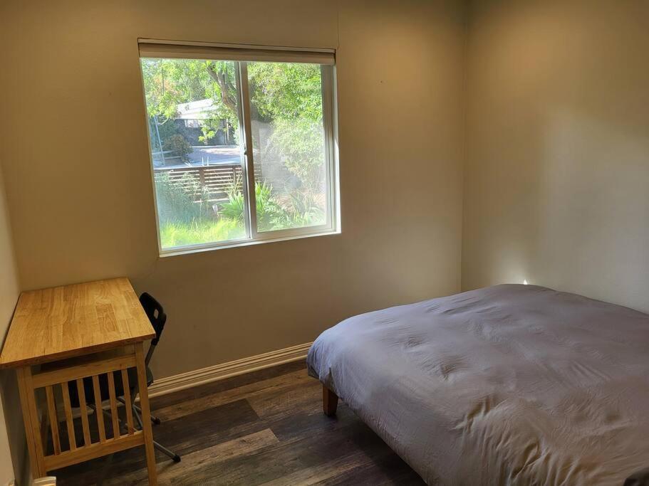 Bouganvilla 4-Bedroom, 2-Baths, Single Family House Thousand Oaks Exterior photo